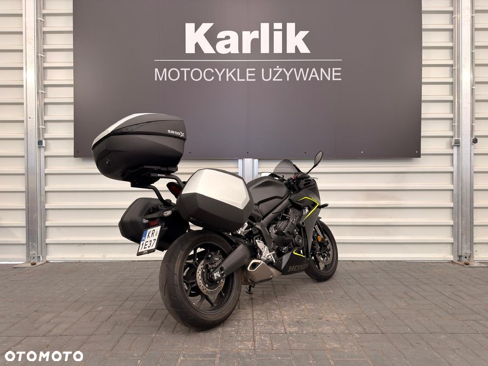 Honda CBR - 3
