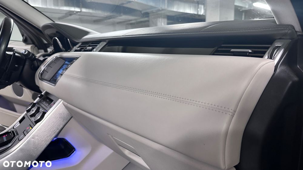 Land Rover Range Rover Evoque 2.0TD4 SE Dynamic Special Edition - 25