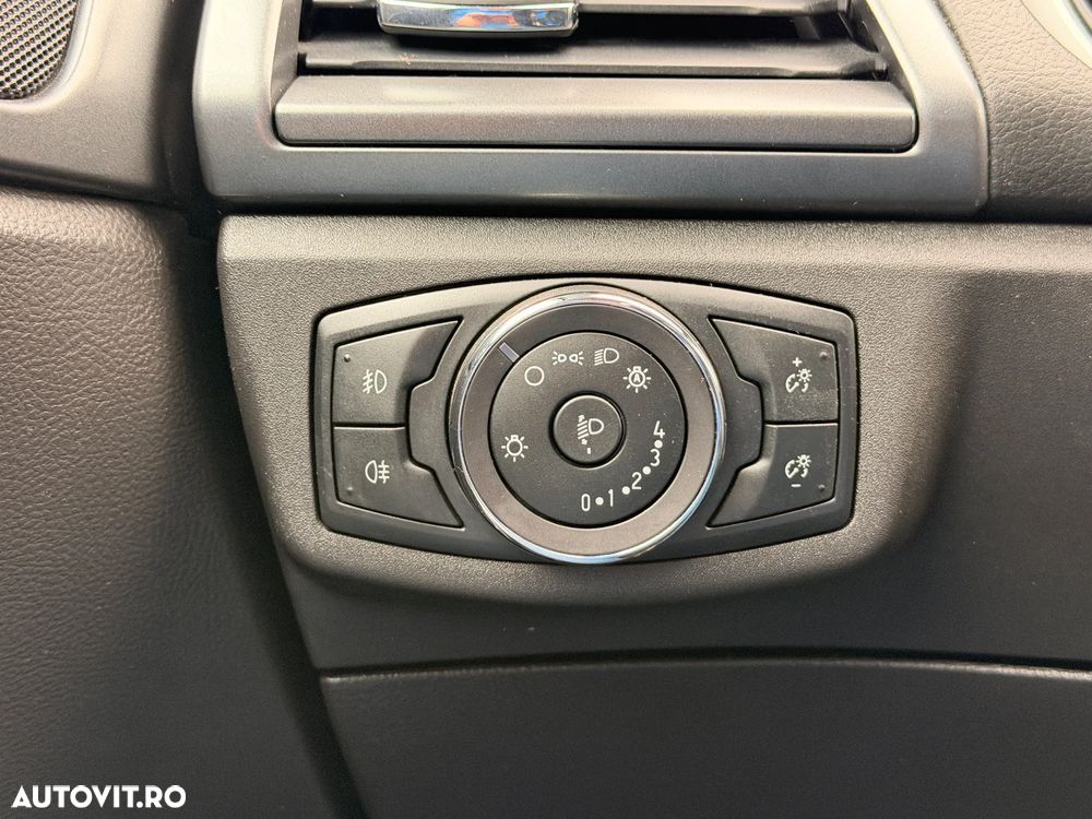 Ford Mondeo - 20