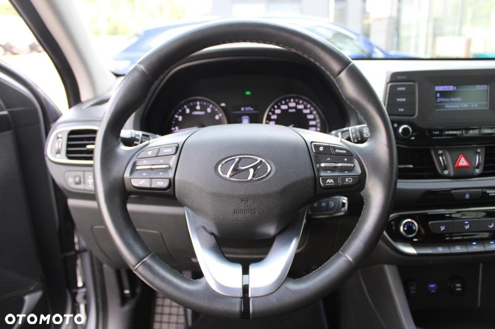 Hyundai i30 - 24