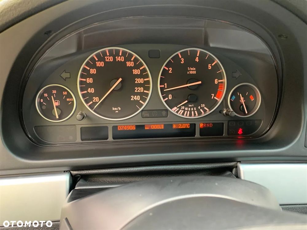 BMW Seria 5 - 10