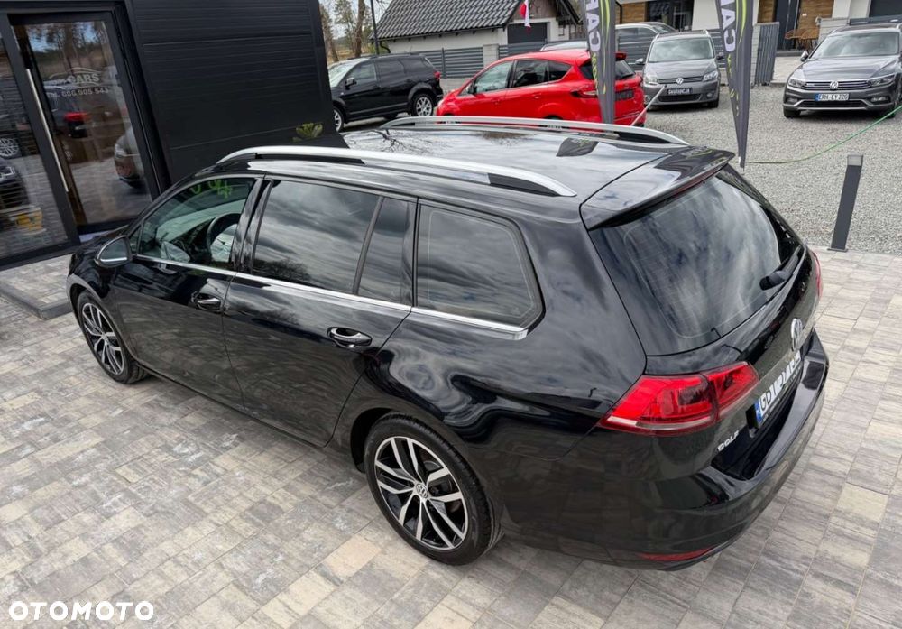 Volkswagen Golf - 39