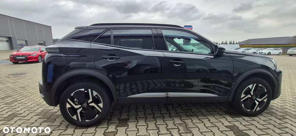 Peugeot 2008 PureTech 130 Allure S&S EAT8 - 4