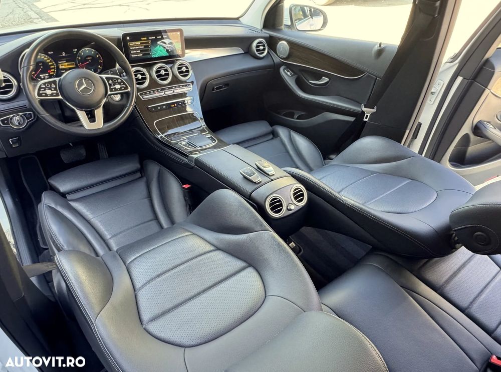 Mercedes-Benz GLC 220 d 4MATIC 9G-TRONIC - 25