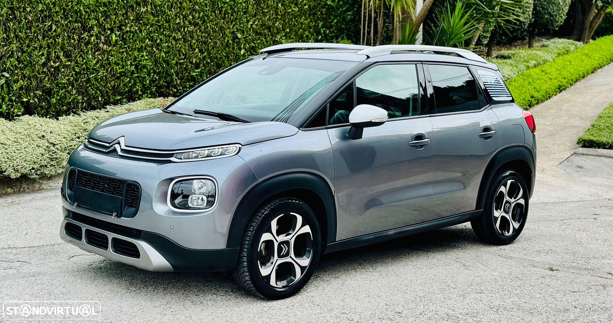 Citroën C3 Aircross 1.2 PureTech Shine Pack - 24