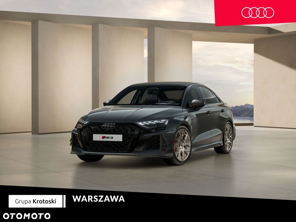Audi RS3 Limousine - 1