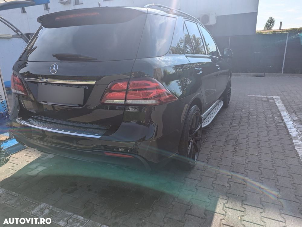 Mercedes-Benz GLE 43 AMG 4MATIC - 11