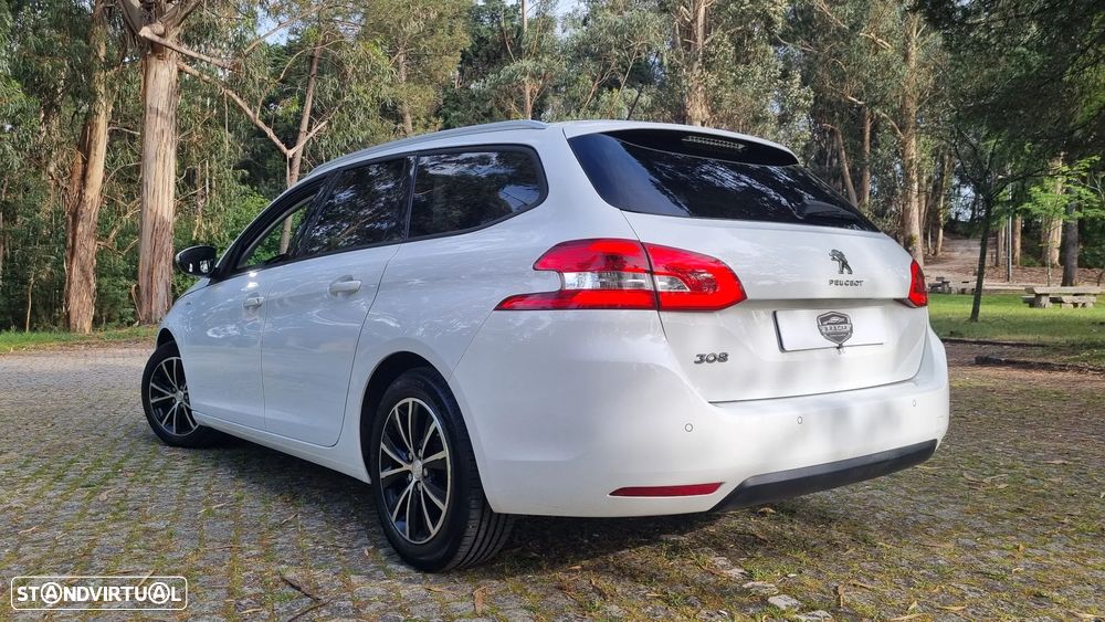 Peugeot 308 SW 1.5 BlueHDi Style - 24