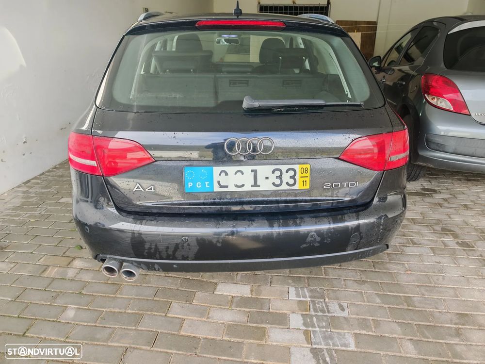 Audi A4 Avant 2.0 TDI - 10