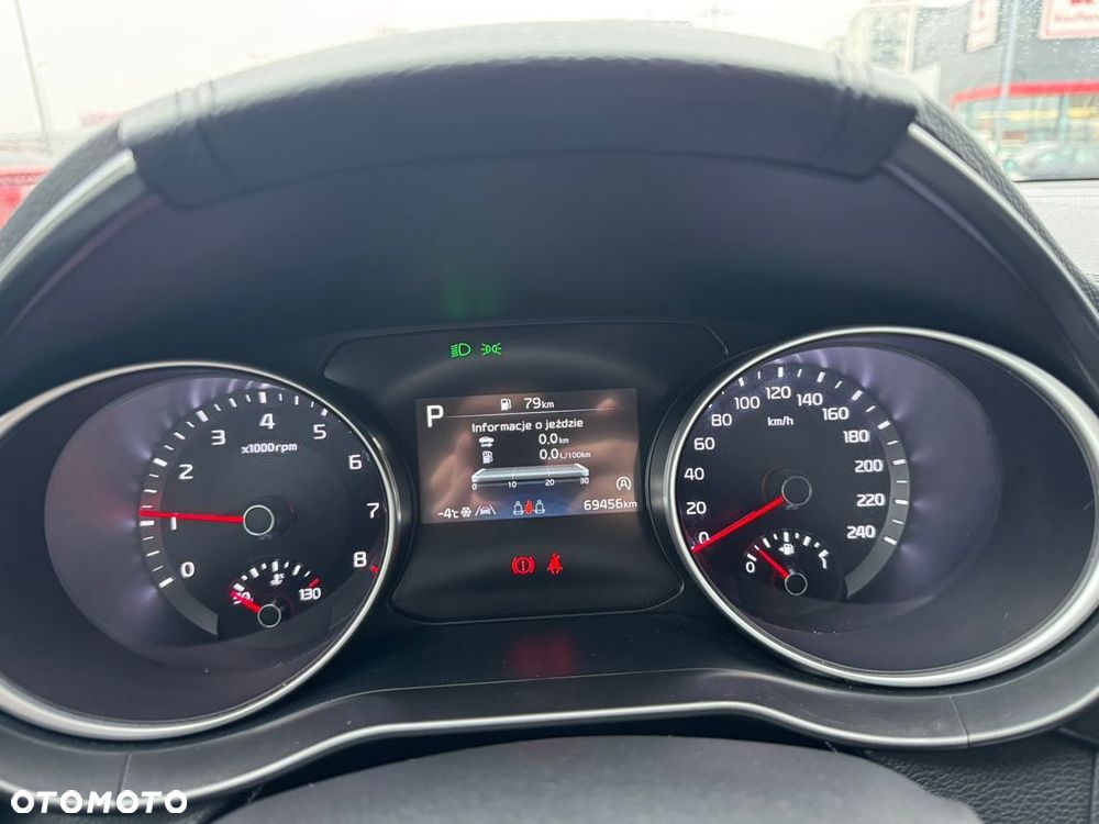 Kia Ceed 1.5 T-GDI M DCT - 14