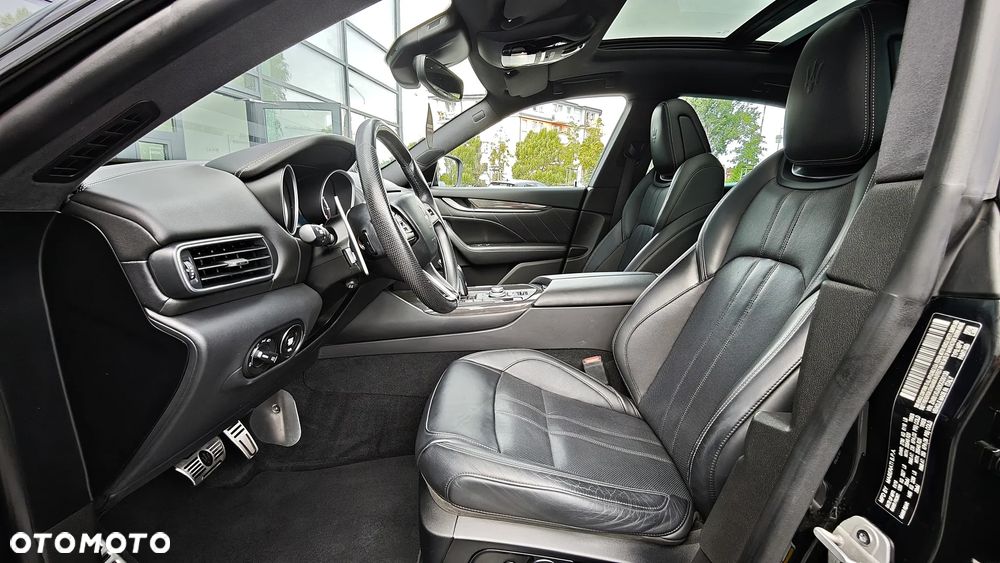 Maserati Levante - 10
