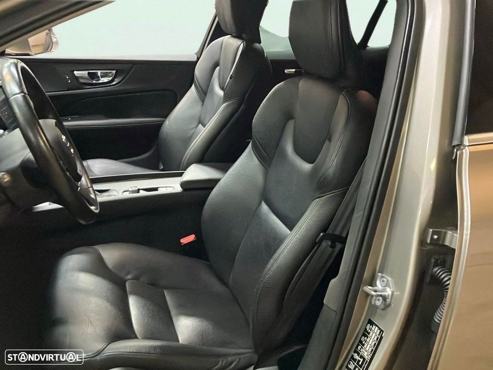 Volvo V60 2.0 D3 Momentum Plus Geartronic - 16