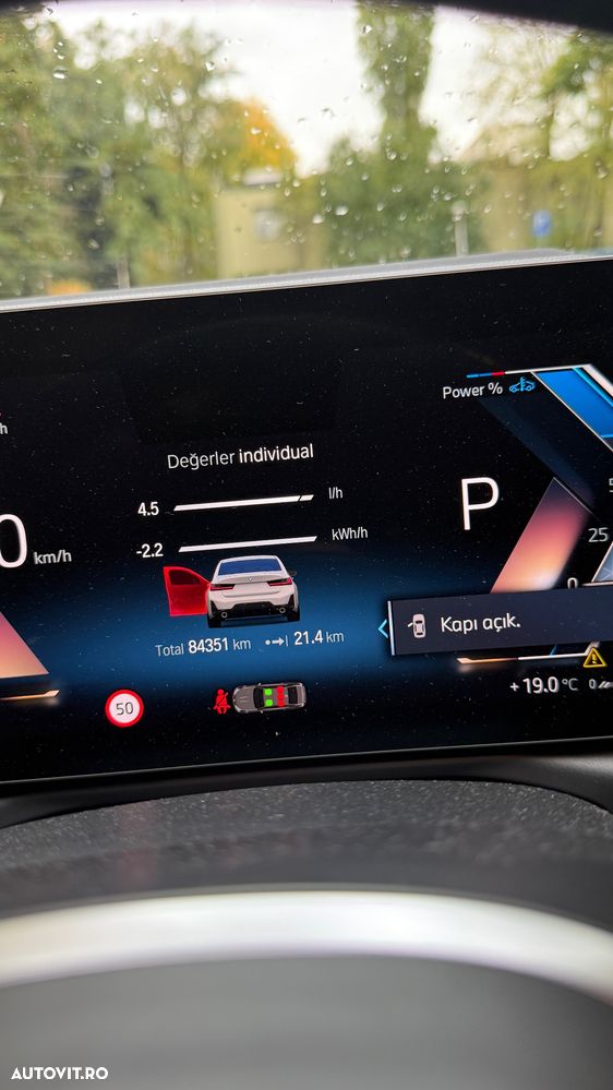 BMW Seria 3 2022 — imagine 8