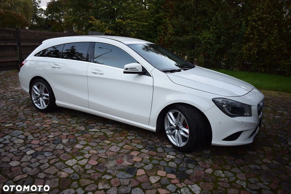 Mercedes-Benz CLA Shooting Brake 250 7G-DCT - 15