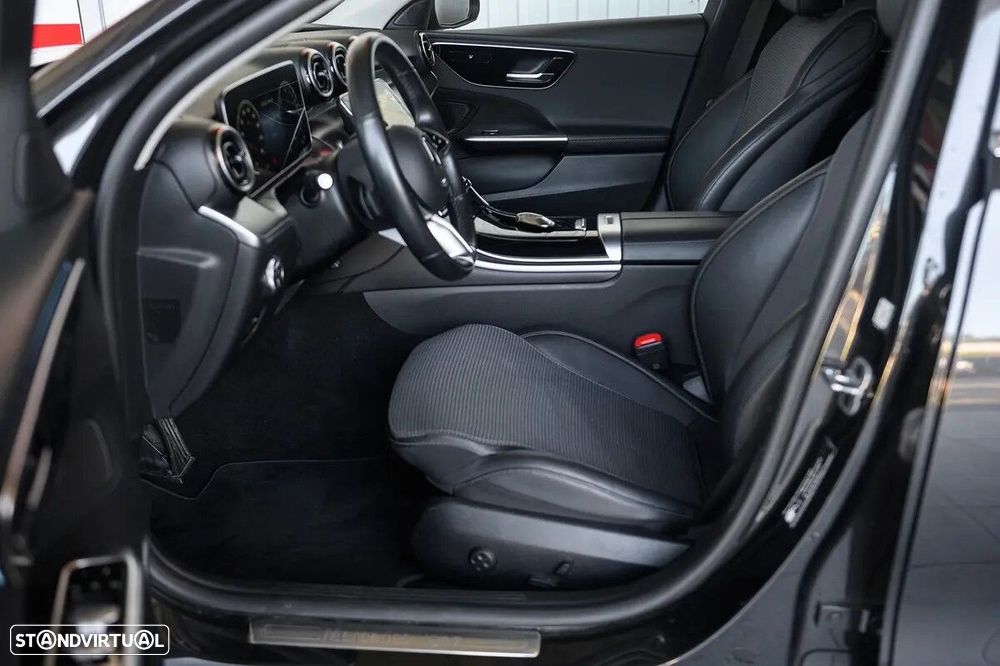 Mercedes-Benz C 300 e AMG Line - 33