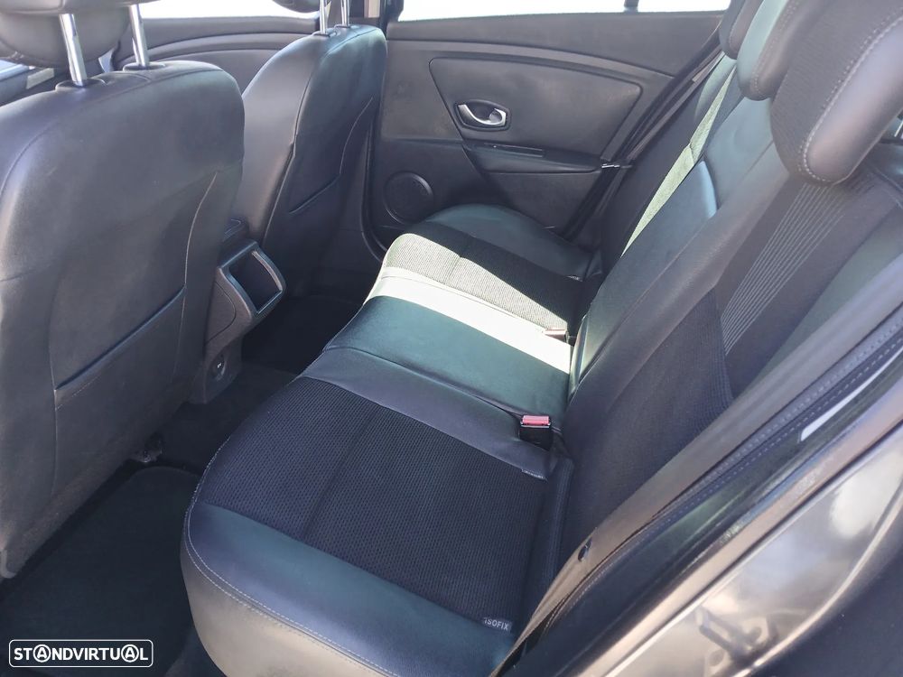 Renault Mégane 1.5 dCi Dynamique - 17