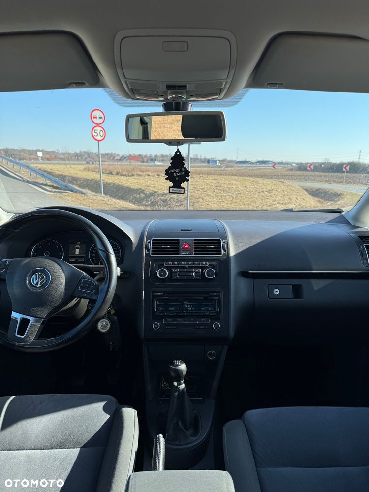 Volkswagen Touran 1.6 TDI DPF BlueMot Comfortline - 10