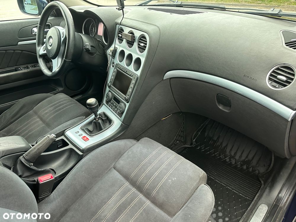 Alfa Romeo 159 1.9JTDM Distinctive - 21