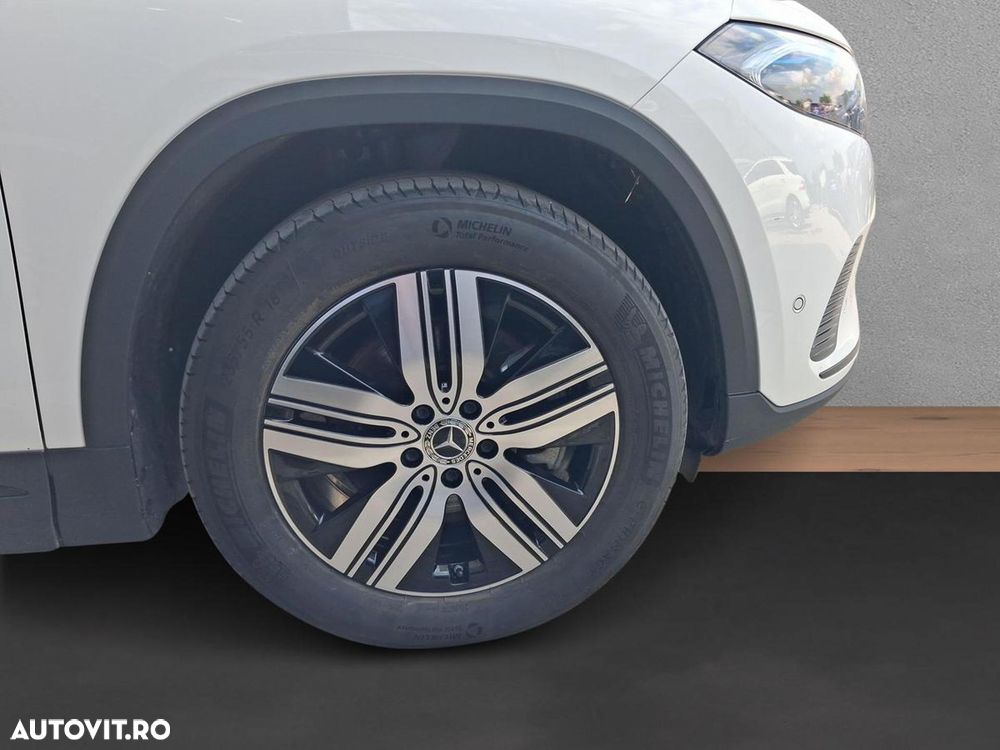 Mercedes-Benz EQA 250+ - 17