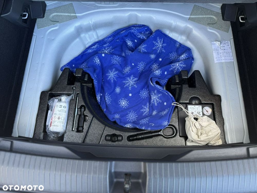 Volkswagen T-Roc - 40