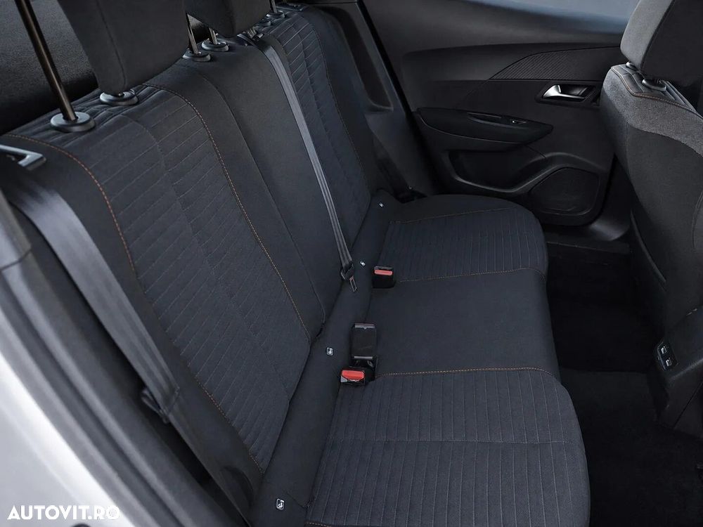 Peugeot 2008 - 24