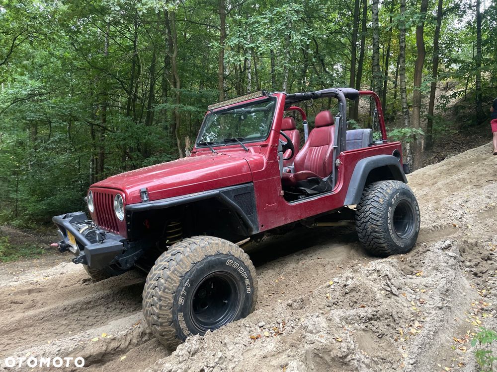 Jeep Wrangler - 29