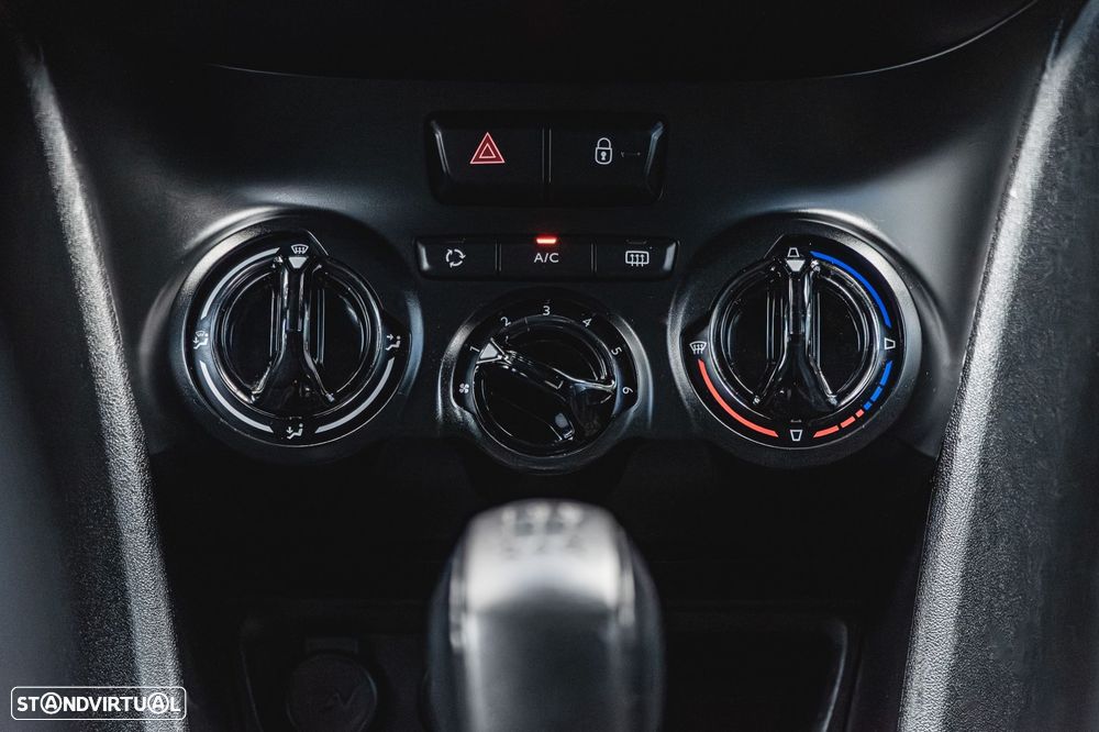 Peugeot 208 1.6 BlueHDi Style - 15