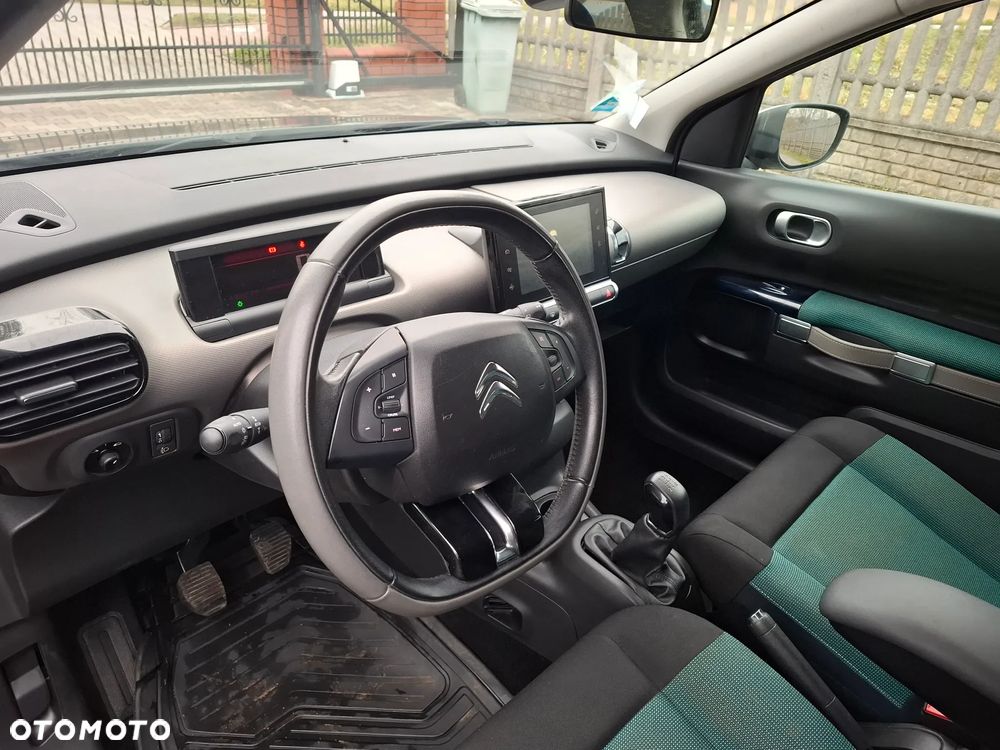 Citroën C4 Cactus - 17