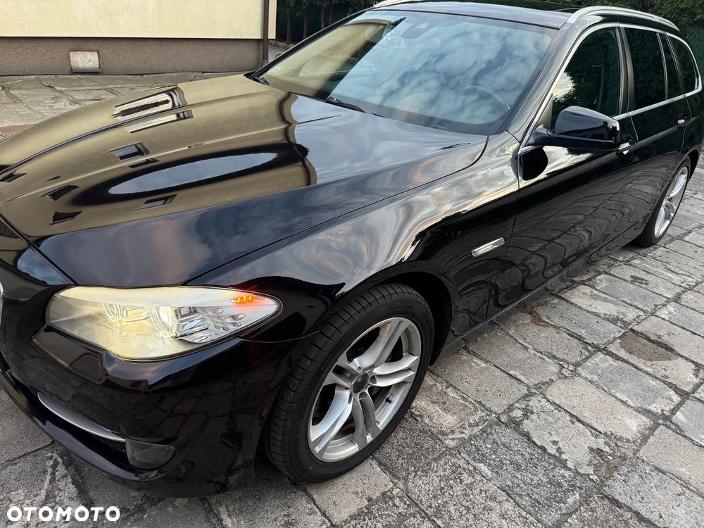 BMW Seria 5 530d xDrive - 3