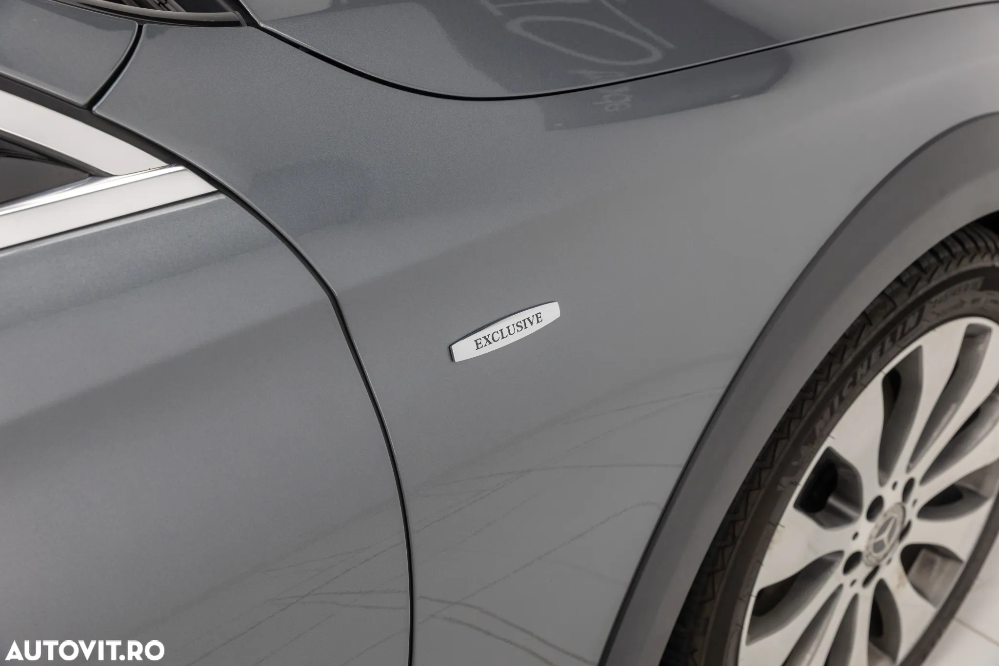 Mercedes-Benz E 220 d 4Matic 9G-TRONIC Avantgarde - 10