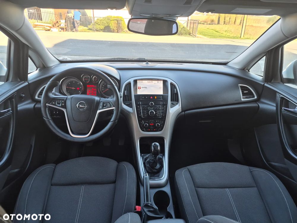Opel Astra 1.7 CDTI DPF Active - 8