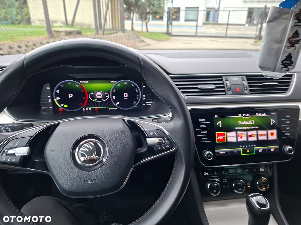 Skoda Superb 2.0 TDI SCR Style DSG - 17