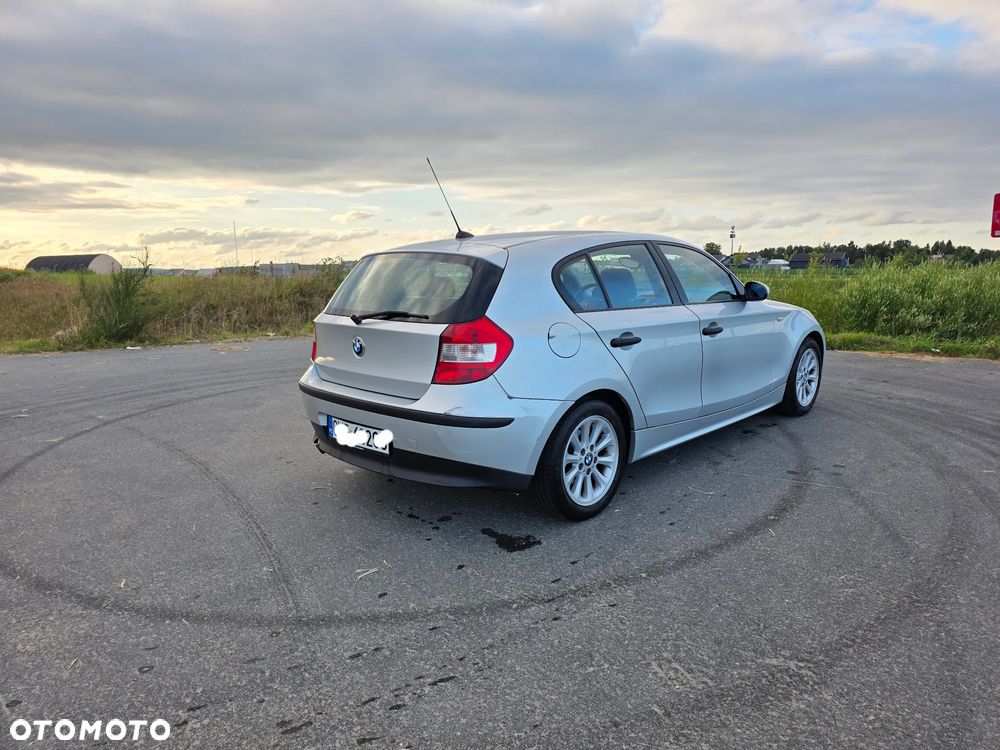 BMW Seria 1 118d - 3