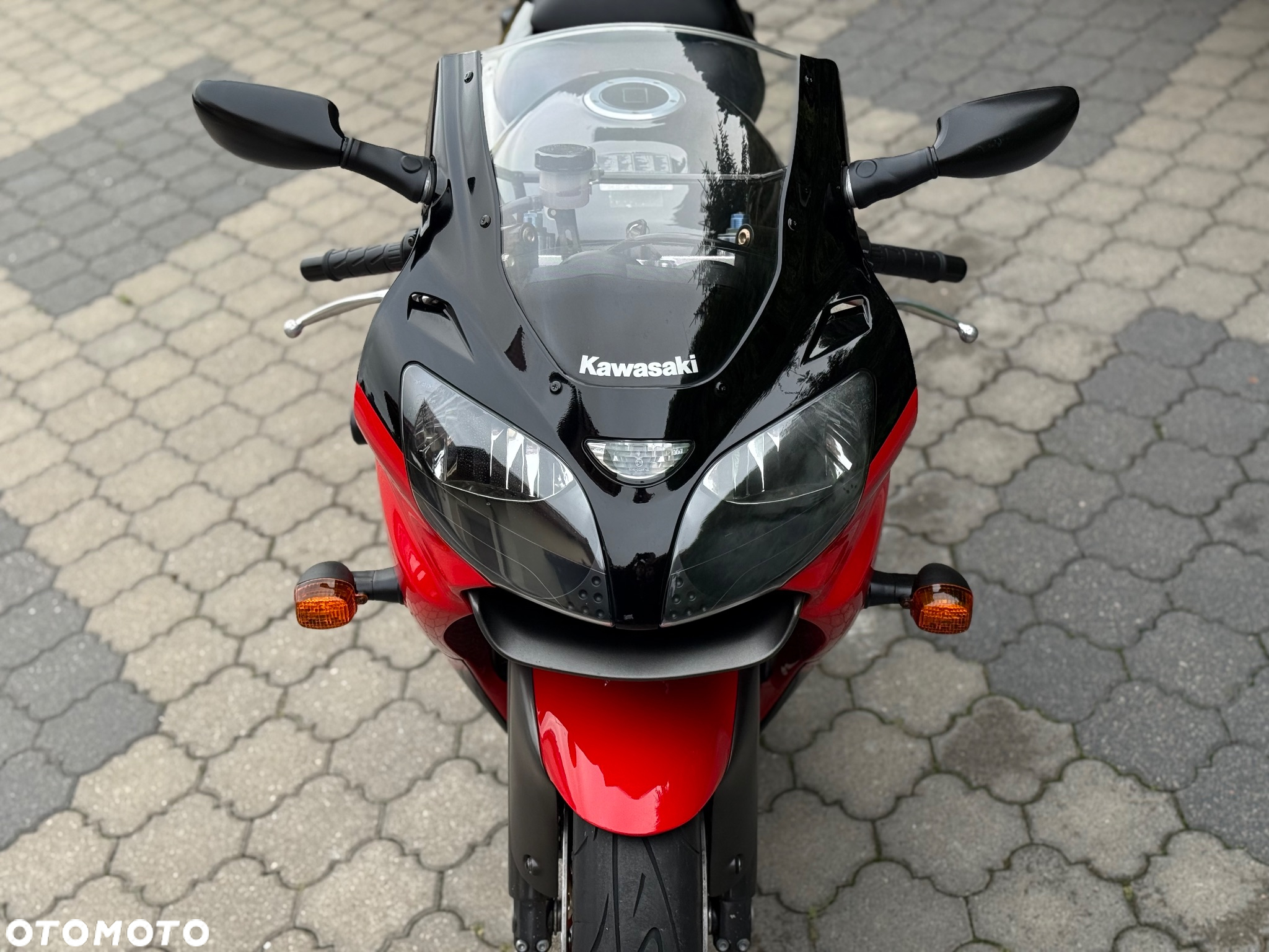 Kawasaki ZX - 24
