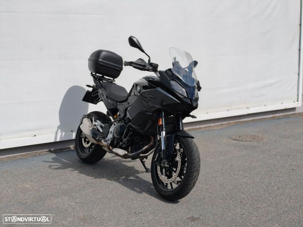 BMW F 900 XR Triple Black - 10