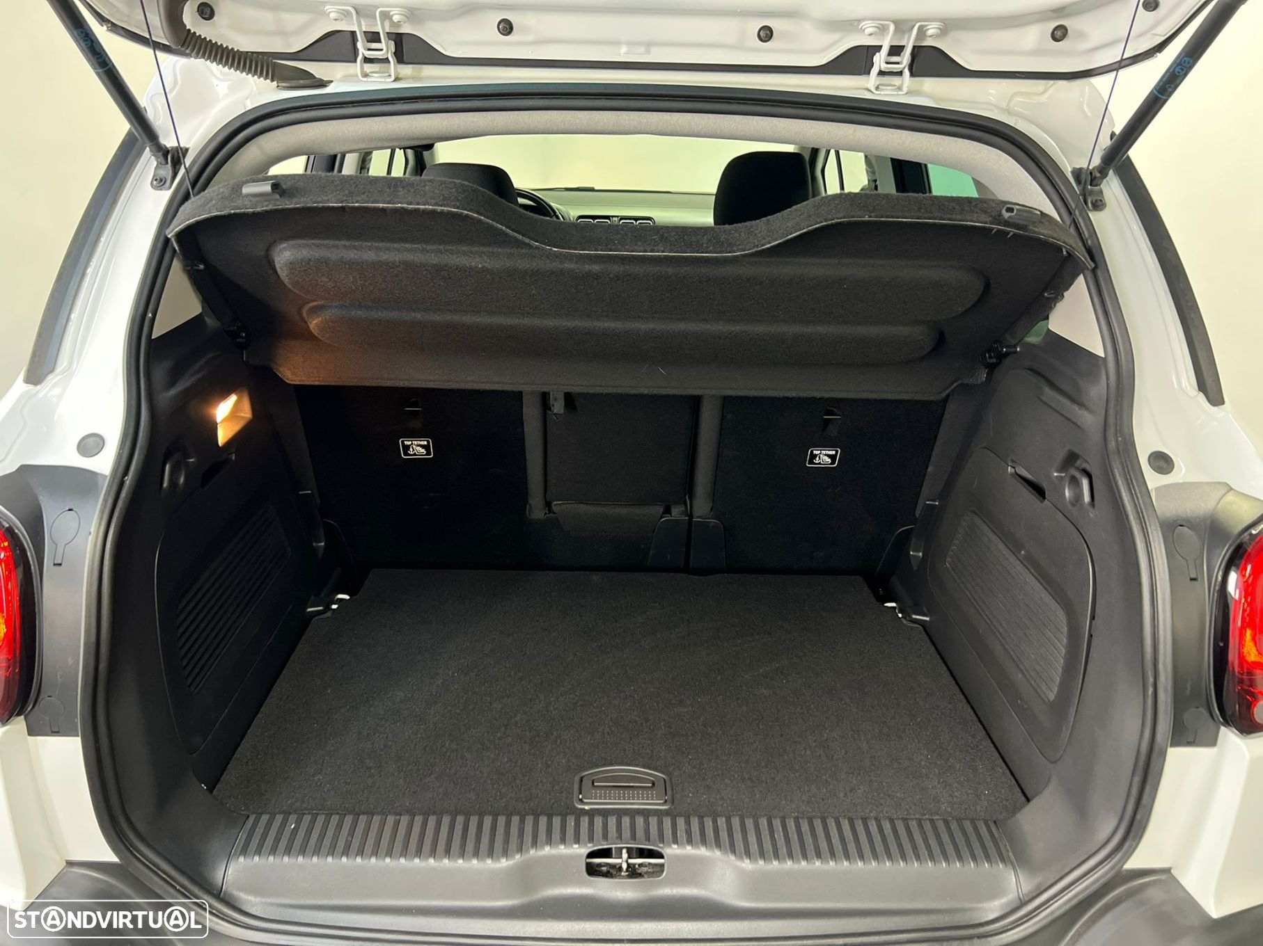 Citroën C3 Aircross 1.5 BlueHDi Shine S&S - 19