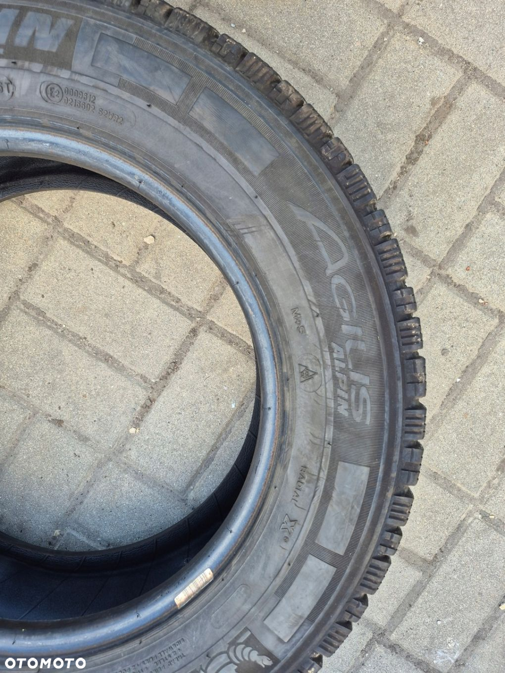 MICHELIN AGILIS ALPIN 215/65R16C 109/107R 24R 4X - 7