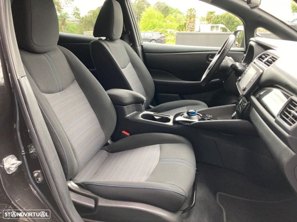 Nissan Leaf N-Connecta - 34
