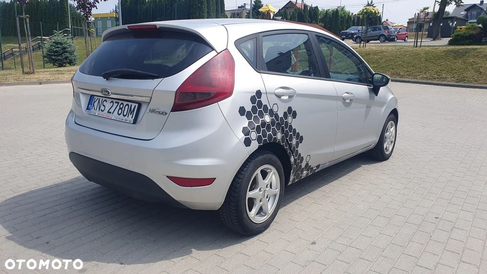 Ford Fiesta - 6