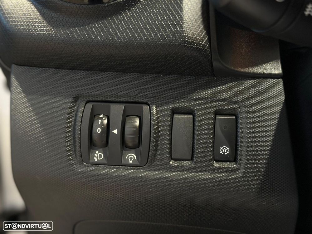 Renault Clio 0.9 TCE Dynamique S - 9