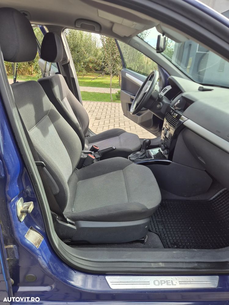 Opel Astra - 8