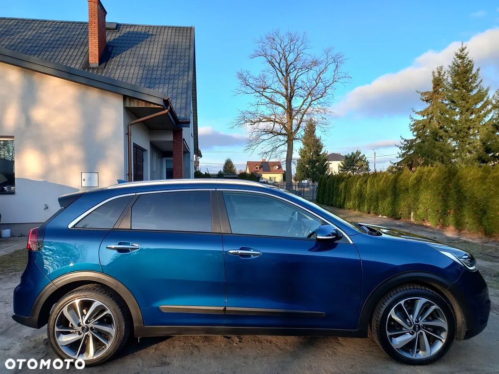 Kia Niro 1.6 GDI Hybrid L Business Line - 4