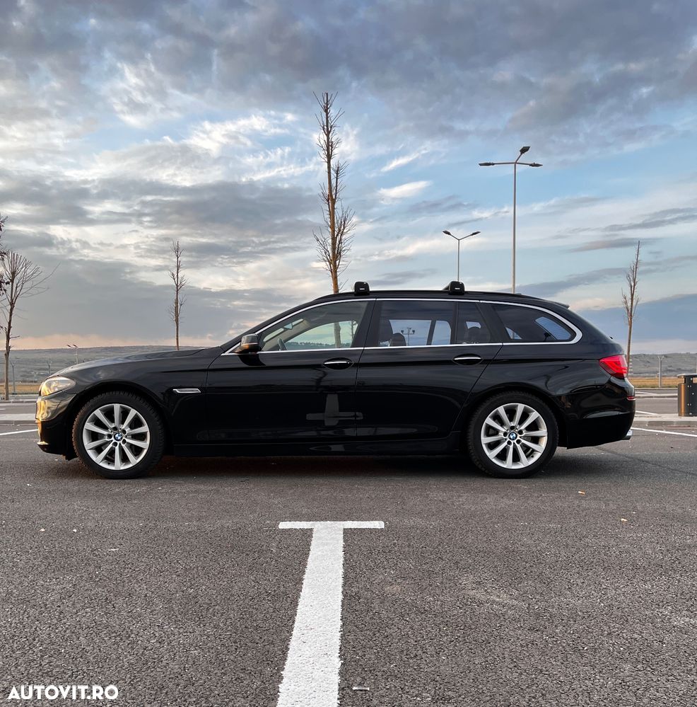 BMW Seria 5 525d xDrive AT - 2