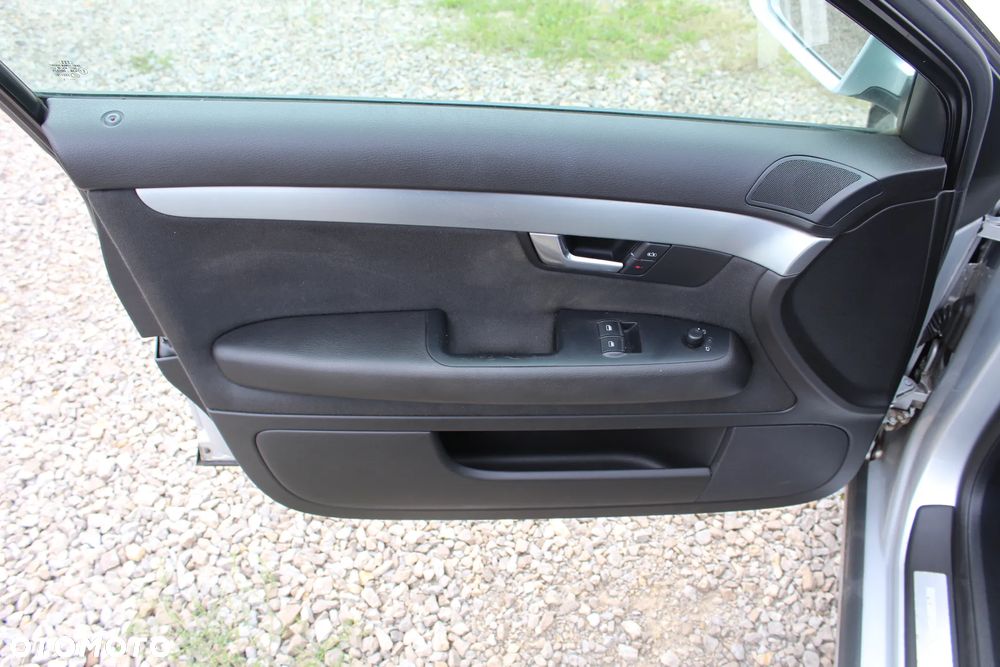 Audi A4 Limousine - 18