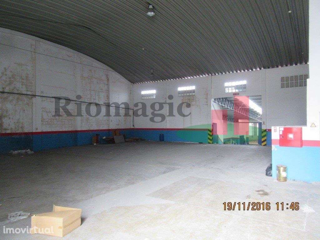 Armazém em Alcanena - Grande imagem: 2/7