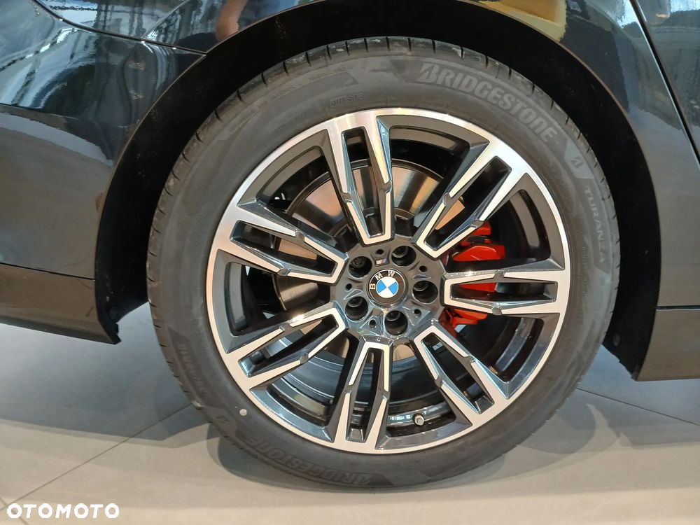 BMW Seria 5 520d mHEV - 16
