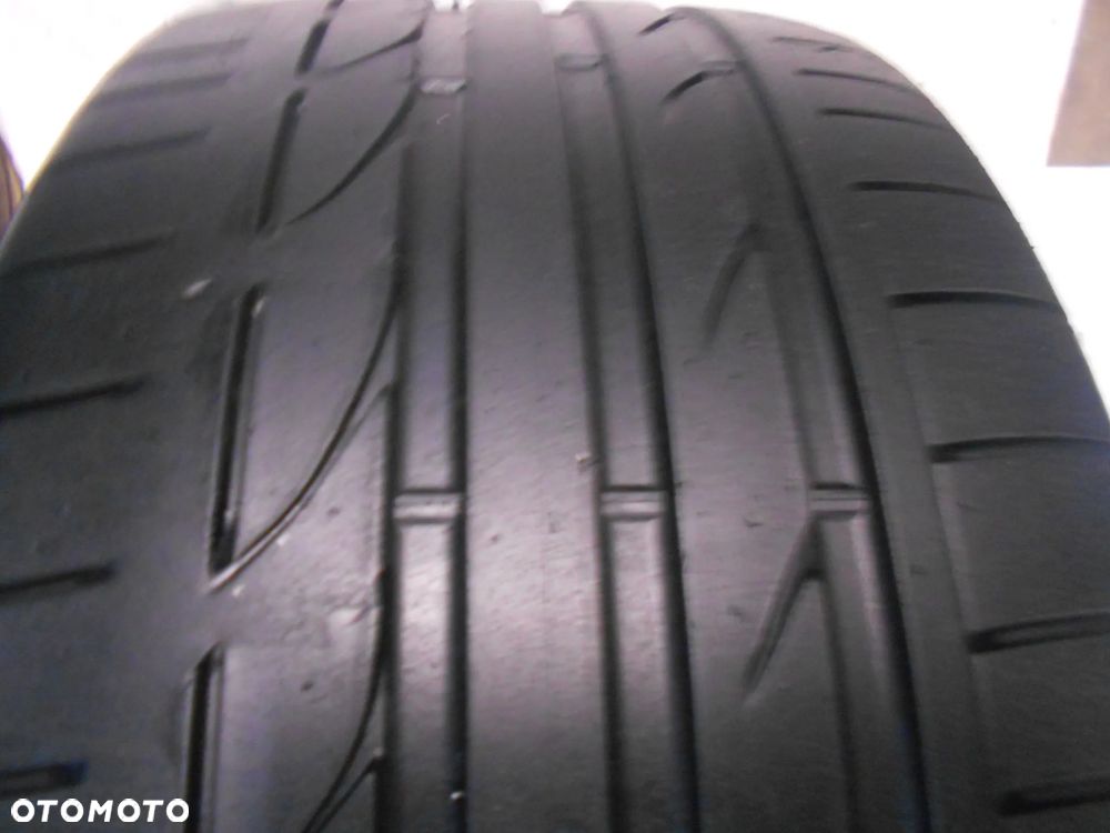 OPONA POJEDYNKA  245/35R18 BRIDGESTONE POTENZA S001 RFT DOT 0117 6.9MM - 2