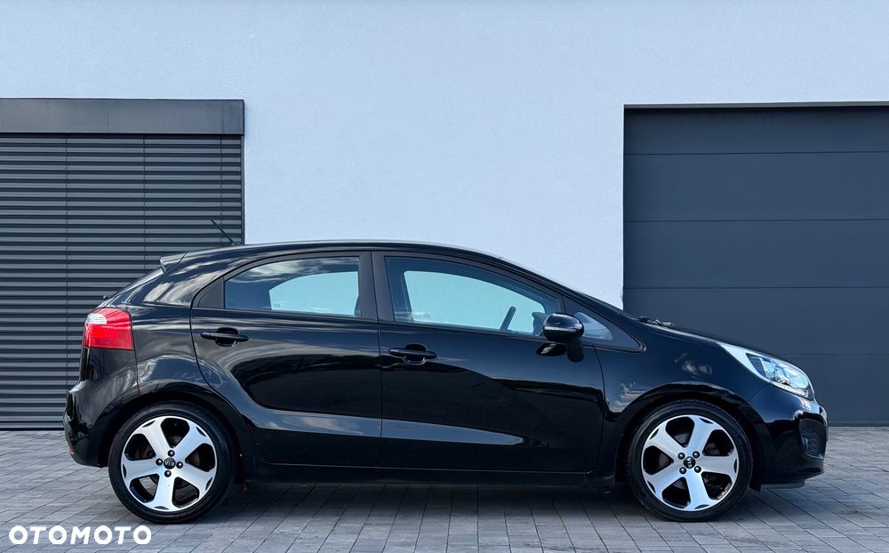 Kia Rio 1.4 Spirit - 4