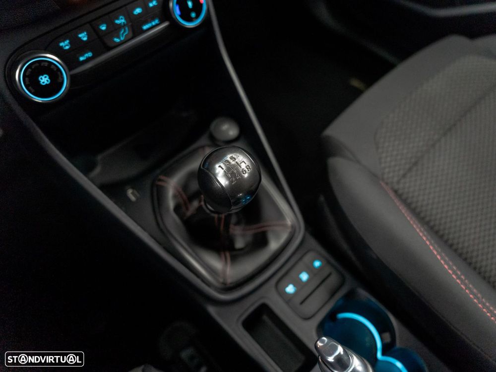 Ford Fiesta 1.0 EcoBoost MHEV ST-Line - 23