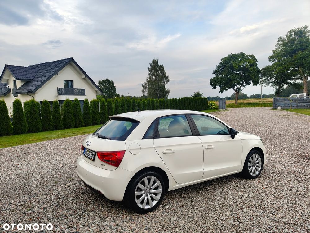 Audi A1 Sportback 1.2 TFSI Attraction - 3